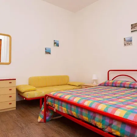 S173 - Sirolo, Ampio Trilocale Comodo Ai Servizi Sx Lejlighed Sirolo
